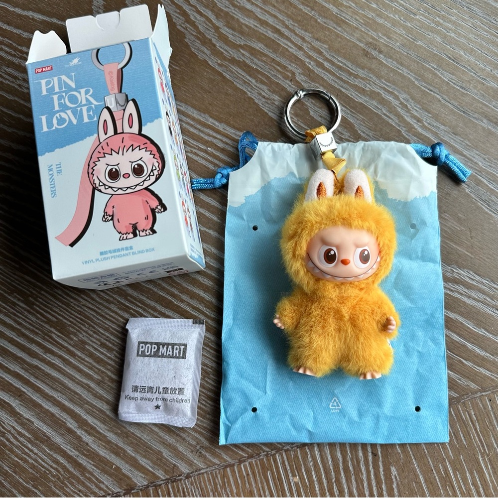 Pop Mart Pin For Love Letter Y Plush Pendant 100% Authentic